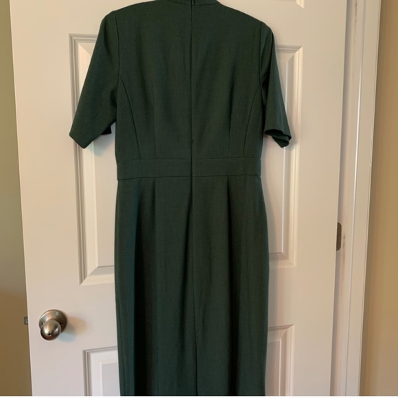 ANN TAYLOR | Split Neck Sheath Dress - Picture 6 of 6